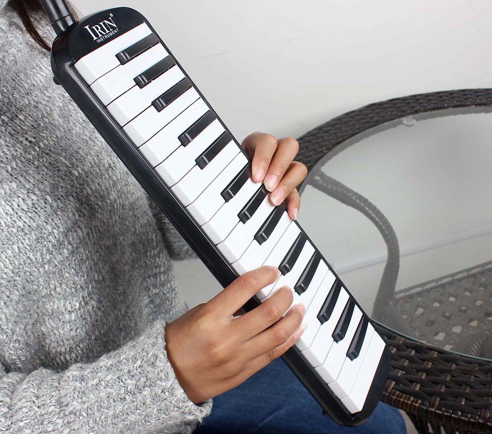 IRIN Portable 32 Key Melodica Student Harmonica with Bag